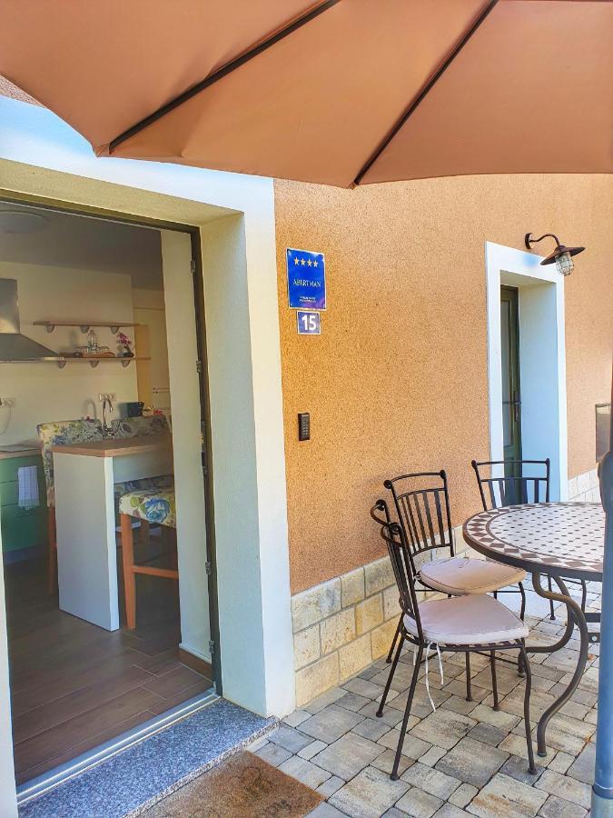 Bed & Breakfast Daniela Veleniki Exterior foto