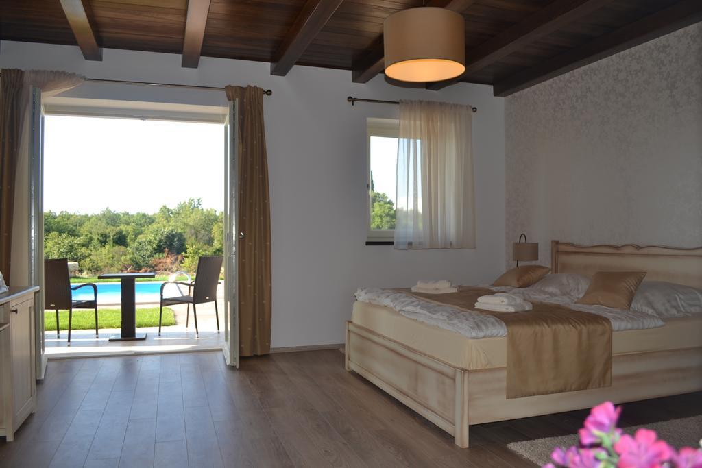 Bed & Breakfast Daniela Veleniki Quarto foto