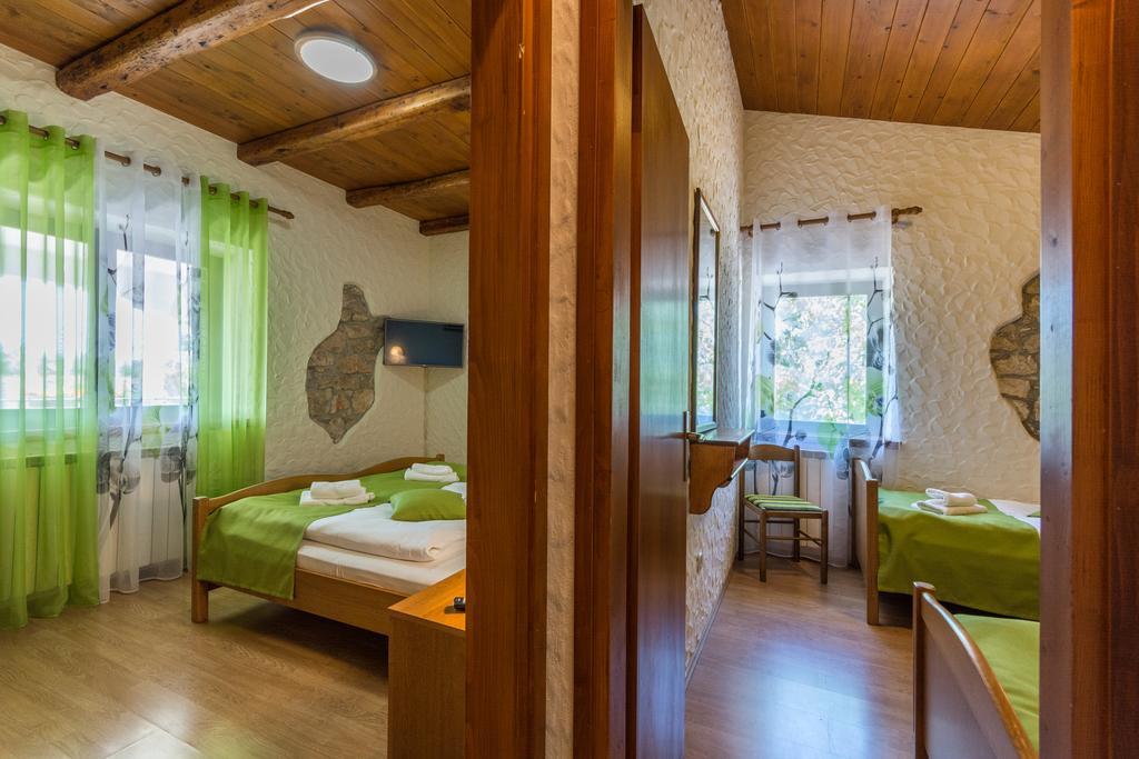 Bed & Breakfast Daniela Veleniki Exterior foto