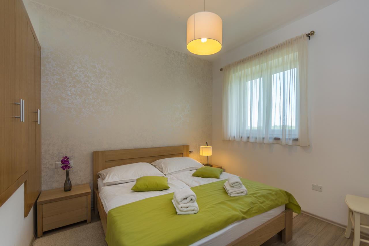 Bed & Breakfast Daniela Veleniki Exterior foto
